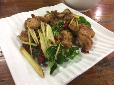 ไก่ทอดสมุนไพร