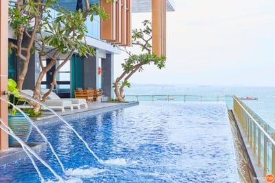 MYTT Beach Hotel