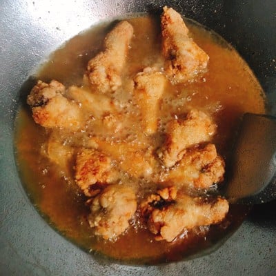 วิธีทำ ไก่ทอดซอสเกาหลี (ไก่บอนชอน)