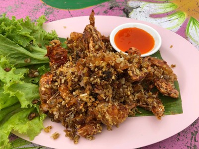 ปูนิ่มทอดกระเทียม