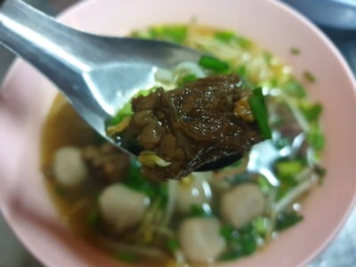 เกาเหลาจัมโบ้ 50 บาท