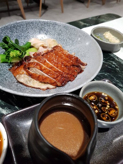 MK LIVE เซ็นทรัล ภูเก็ต ฟลอเรสต้า MK LIVE เซ็นทรัล ภูเก็ต ฟลอเรสต้า