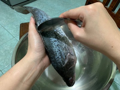 วิธีทำ ปลากะพงนึ่งมะนาว วิธีทำ ปลากะพงนึ่งมะนาว