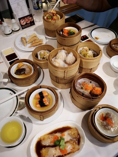 อาหาร หรือ เครื่องดื่ม