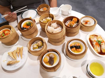 อาหาร หรือ เครื่องดื่ม