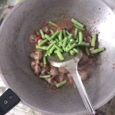วิธีทำ ผัดเครื่องในไก่ วิธีทำ ผัดเครื่องในไก่