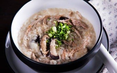 วิธีทำ โจ๊กเป็ดเห็ดหอมสไตล์เวียดนาม วิธีทำ โจ๊กเป็ดเห็ดหอมสไตล์เวียดนาม