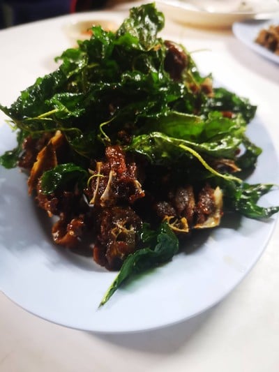 อาหาร หรือ เครื่องดื่ม