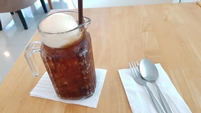 รูทเบียร์โฟลต