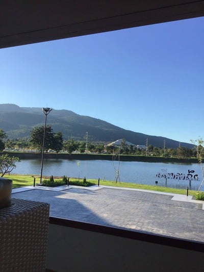 กรีนเลครีสอร์ท