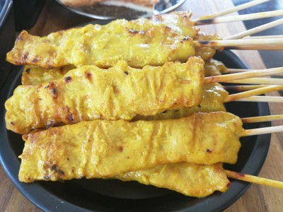อาหาร หรือ เครื่องดื่ม