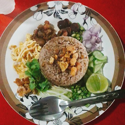 ข้าวคลุกกะปิ