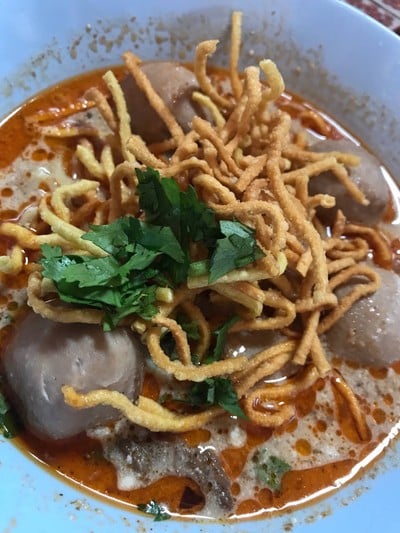 ข้าวซอยป้าไพ