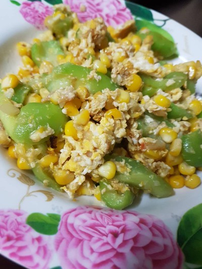 บวบผัดไข่