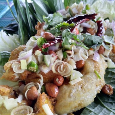 ยำไข่ปลา