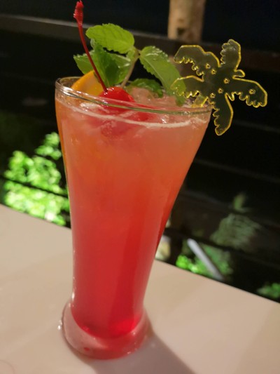 อาหาร หรือ เครื่องดื่ม