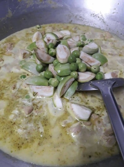วิธีทำ แกงเขียวหวานไก่ วิธีทำ แกงเขียวหวานไก่