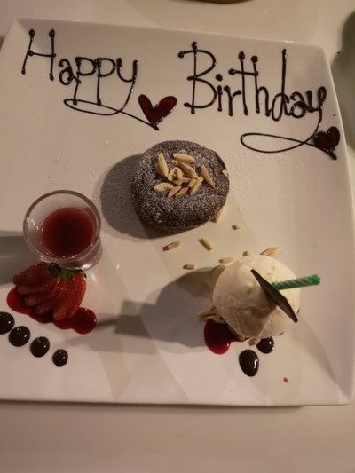 อาหาร หรือ เครื่องดื่ม