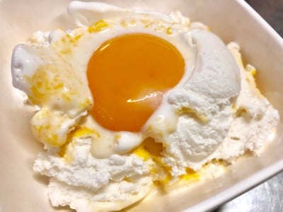 นิ-อ่าง น้ำแข็งไส ไอศครีม ตลาดพลู