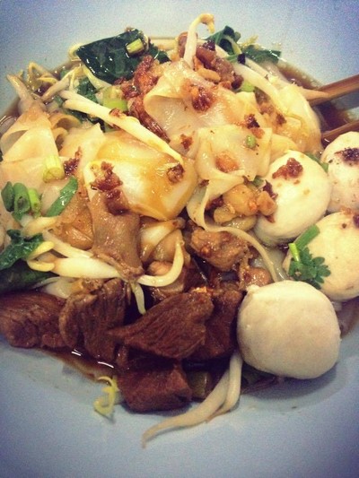 อาหาร หรือ เครื่องดื่ม