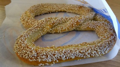 Sesame Pretzel
