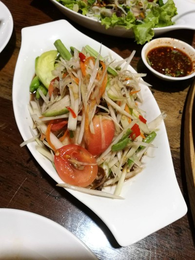 ตำลาว