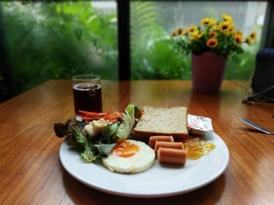 อาหาร หรือ เครื่องดื่ม