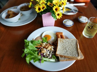 อาหาร หรือ เครื่องดื่ม