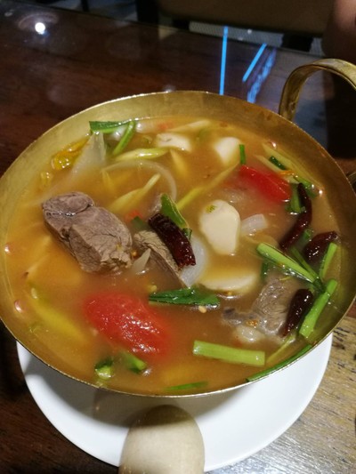 ต้มแซ่บเนื้อน่องลายเอ็นแก้ว