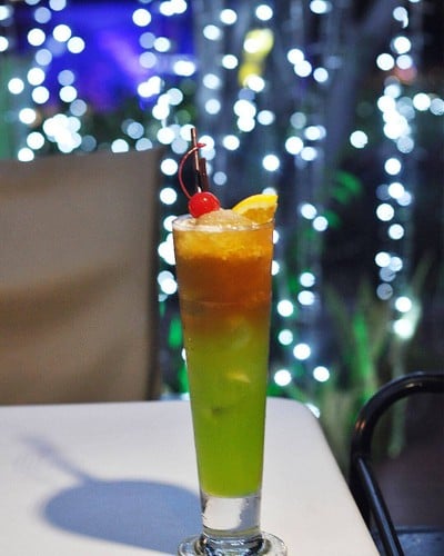 Xanadu Pub & Restaurant @Furama Hotel