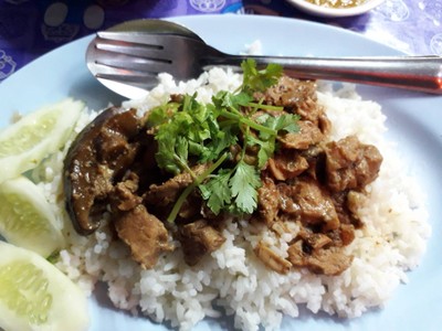 ข้าวหมูตุ๋น
