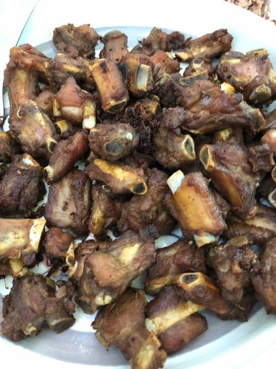 วิธีทำ ซี่โครงหมูทอดกระเทียมพริกไทย วิธีทำ ซี่โครงหมูทอดกระเทียมพริกไทย