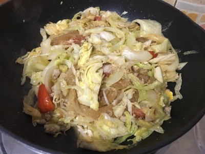 วิธีทำ ผัดวุ้นเส้นผักกาดแก้ว