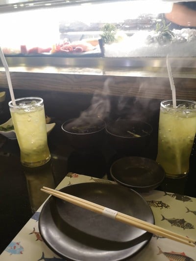 อาหาร หรือ เครื่องดื่ม