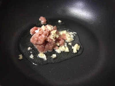 วิธีทำ ผัดวุ้นเส้นผักกาดแก้ว