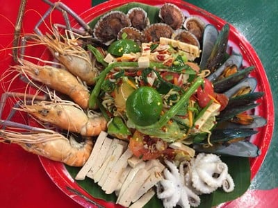 เมนูของร้าน แรด แซ่บนัว - ตลาด อาร์.เอ็น.ยาร์ด โคราช