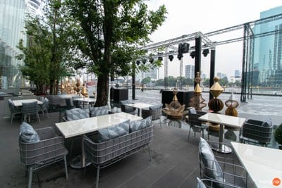 White Plate By Lobster & More Icon siam