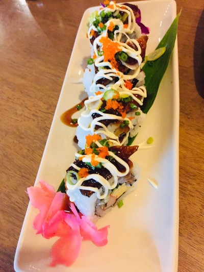 ข้าวห่อสาหร่ายหน้าปลาไหล