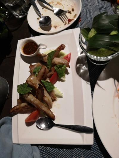 อาหาร หรือ เครื่องดื่ม