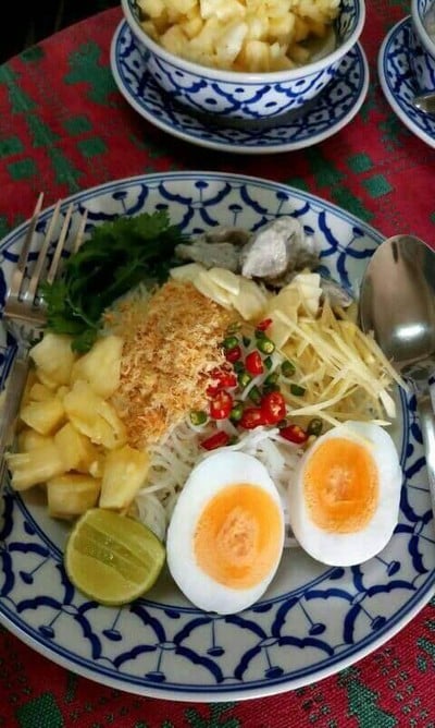 ขนมจีนซาวน้ำ