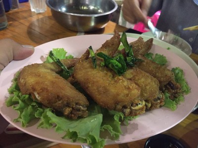 ปีกไก่ทอด
