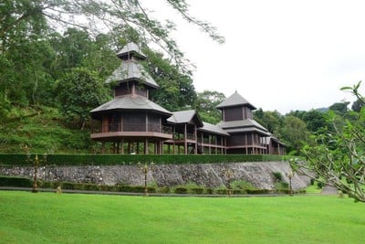 พระราชวังรัตนรังสรรค์