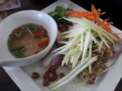 ยำปลาดุกฟู