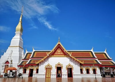 บรรยากาศ วัดพระธาตุเชิงชุมวรวิหาร