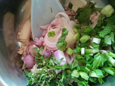 วิธีทำ ลาบหมู วิธีทำ ลาบหมู
