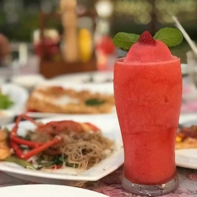 อาหาร หรือ เครื่องดื่ม