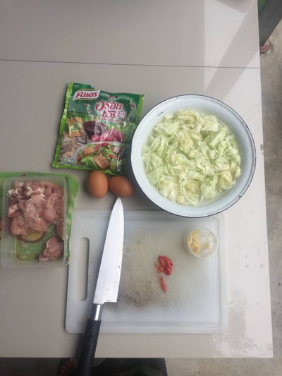 วิธีทำ ผัดกระหล่ำใส่ไข่ ใส่หมู (คนอร์) วิธีทำ ผัดกระหล่ำใส่ไข่ ใส่หมู (คนอร์)