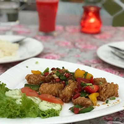 อาหาร หรือ เครื่องดื่ม