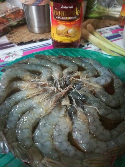 วิธีทำ กุ้งแช่น้ำปลา วิธีทำ กุ้งแช่น้ำปลา