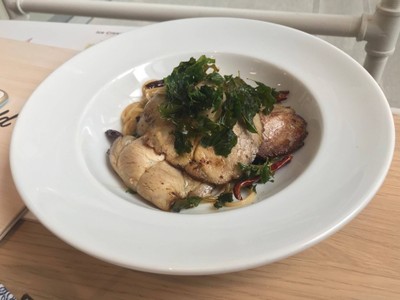 พลาสต้าพริกแห้งหมูชาชู